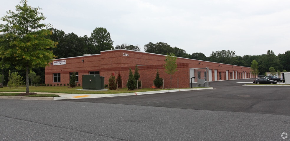 2144 Priest Bridge Ct, Crofton, MD for lease - Building Photo - Image 2 of 4