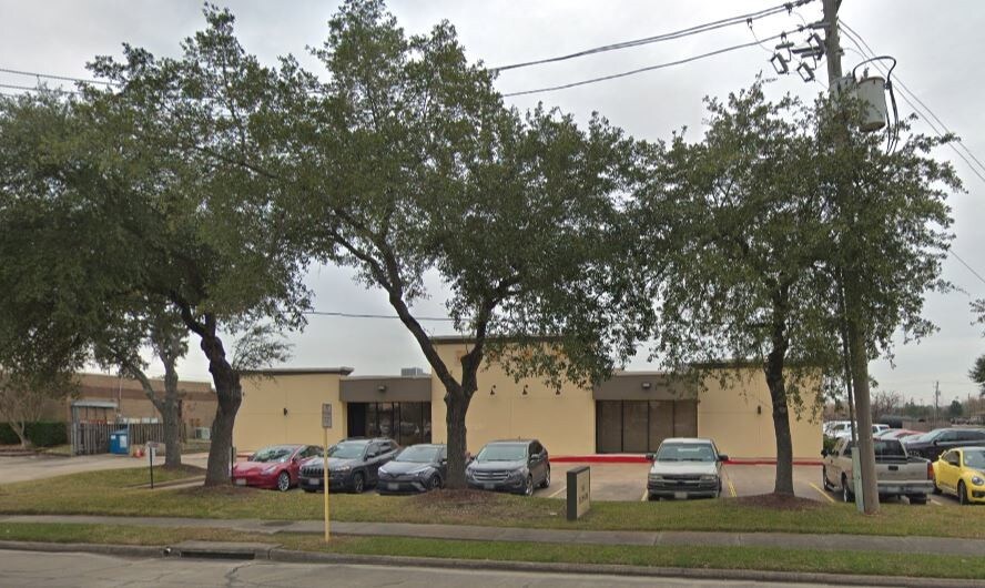 560 Blossom St, Webster, TX for sale Primary Photo- Image 1 of 1