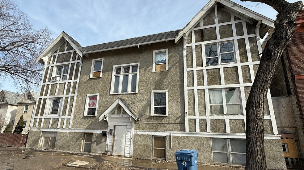 485 Sherbrook St, Winnipeg, MB for sale - Building Photo - Image 1 of 1
