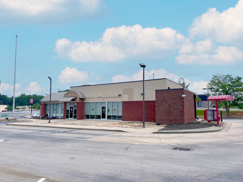 116 Commerce Ave, Lagrange, GA for sale - Building Photo - Image 2 of 3