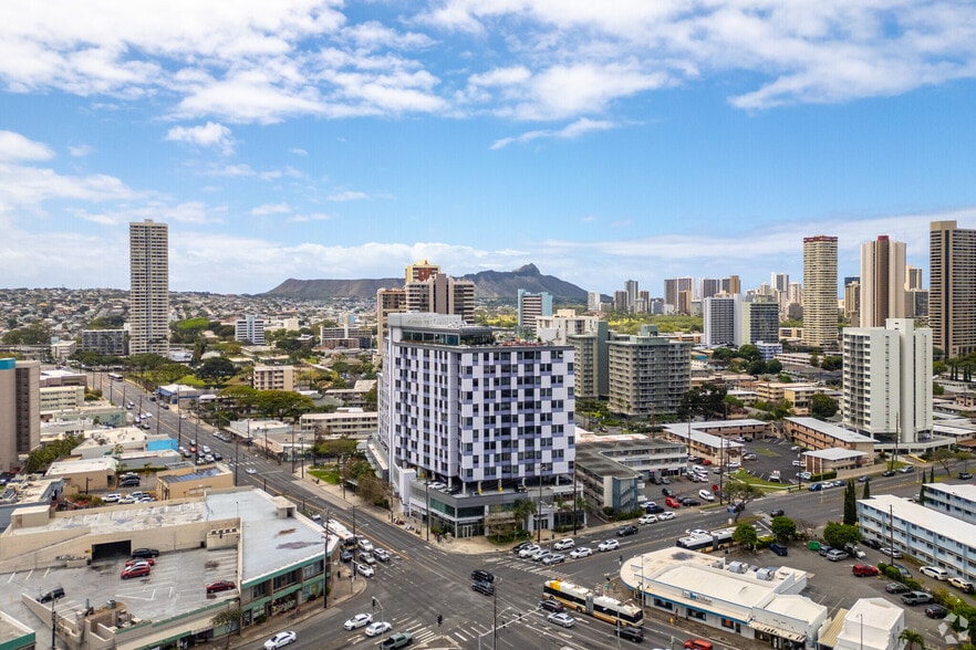 2615 S King St, Honolulu, HI for lease - Building Photo - Image 3 of 4