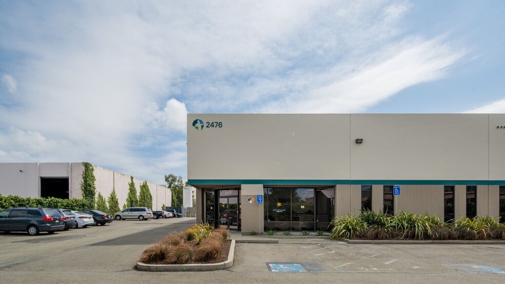 2446-2476 Verna Ct, San Leandro, CA for lease - Building Photo - Image 2 of 10