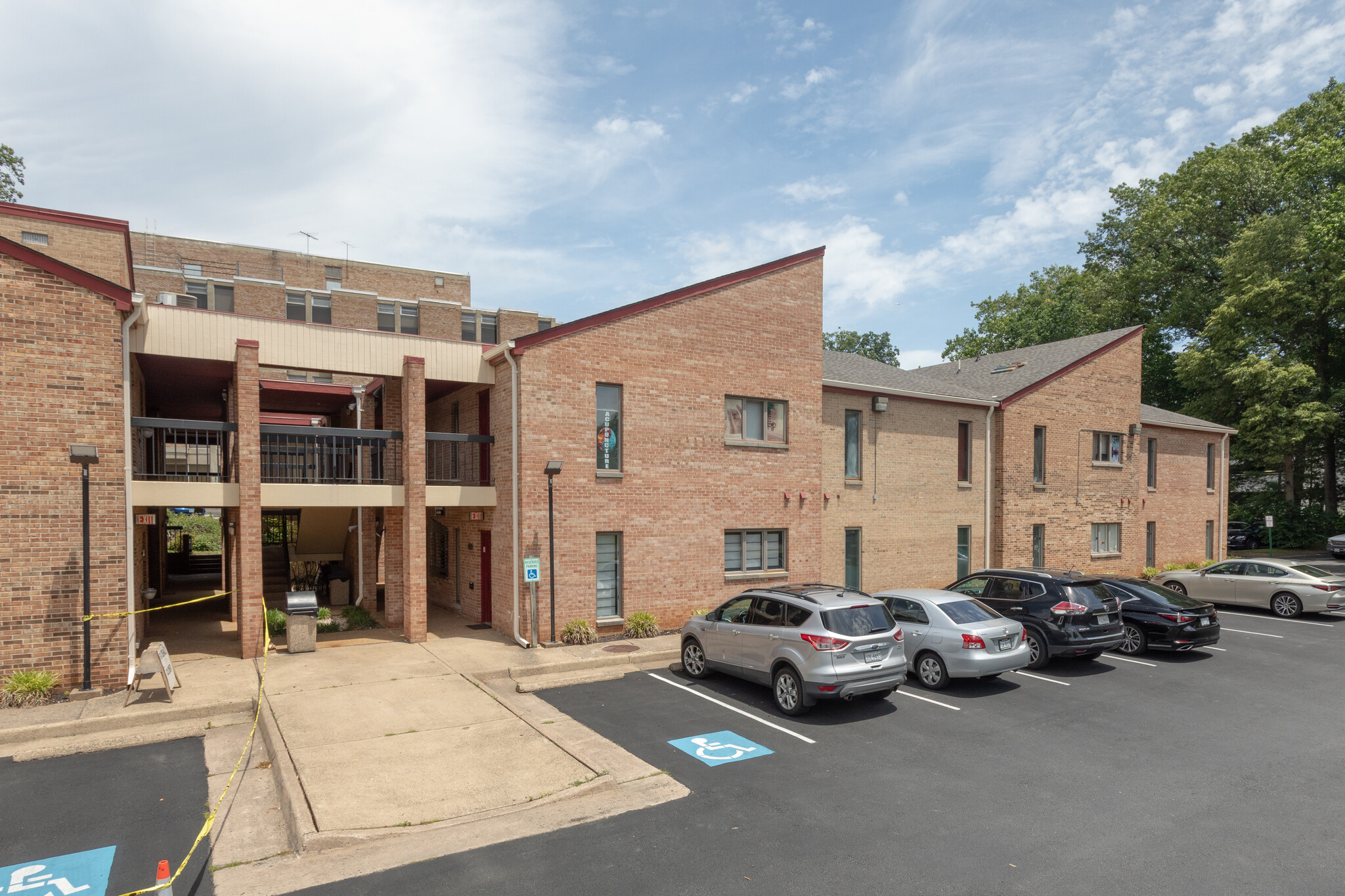 8303 Arlington Blvd, Fairfax, VA 22031 - Office for Lease | LoopNet