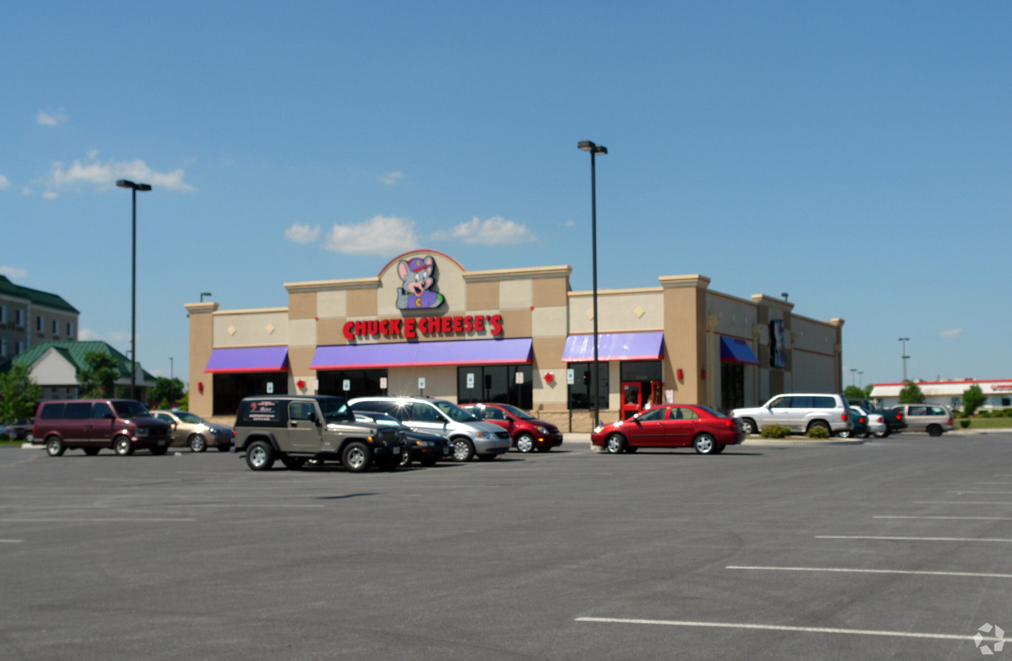 17618 Valley Mall Rd, Hagerstown, MD for lease Primary Photo- Image 1 of 3