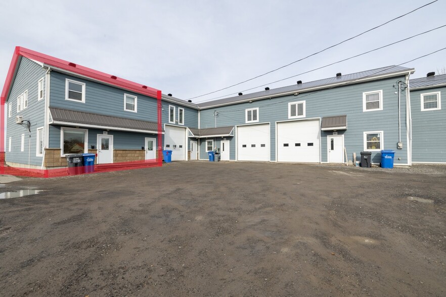 1296 Rue Farmer, Les Cèdres, QC for lease - Building Photo - Image 2 of 3