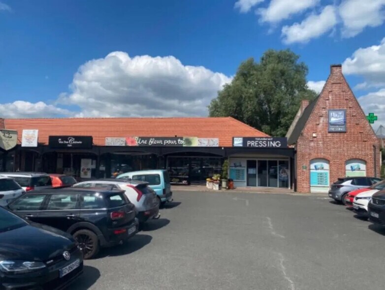 Retail in Wasquehal for lease - Building Photo - Image 1 of 4