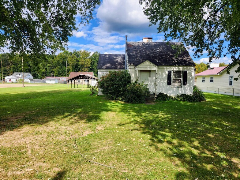 942 Roosevelt Blvd, Eleanor, WV 25070 942 Roosevelt Boulevard