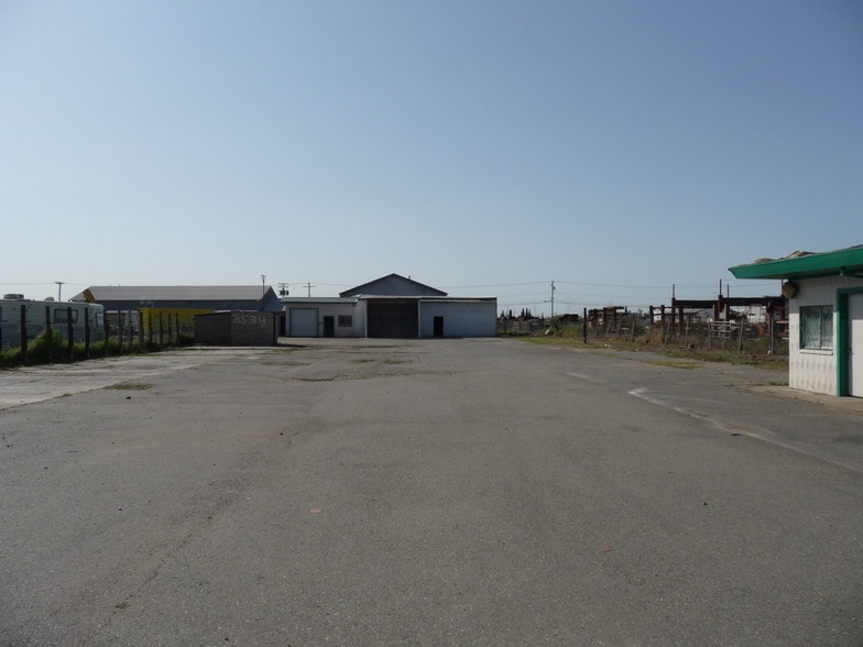 3534 51st Ave, Sacramento, CA for lease - Building Photo - Image 3 of 13