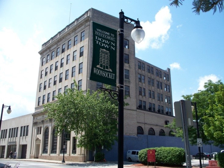 162 Main St, Woonsocket, RI for sale - Building Photo - Image 1 of 1