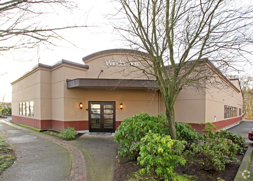 16261 Redmond Way, Redmond, WA for sale - Primary Photo - Image 1 of 1