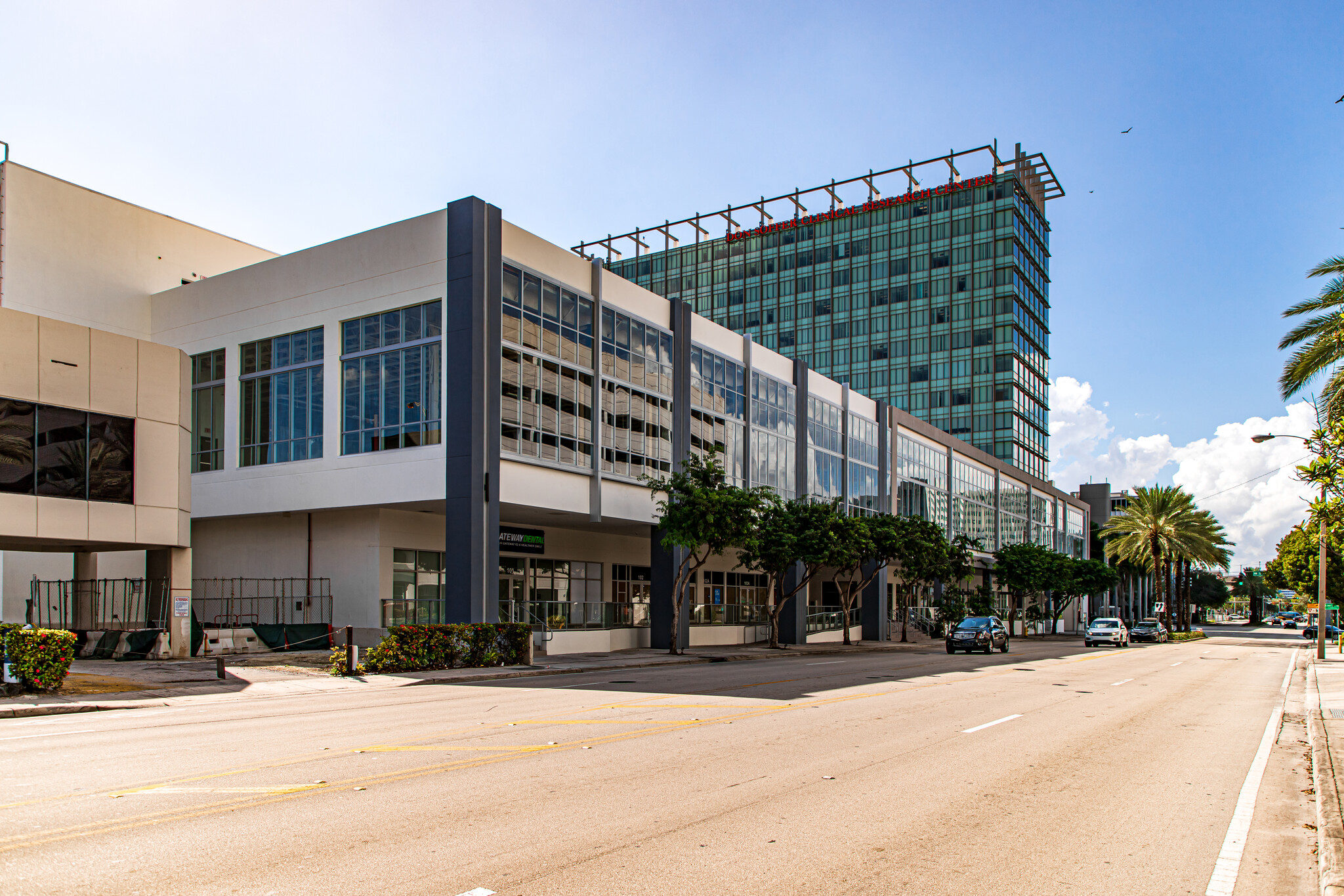 1050 NW 14th St, Miami, FL for lease Building Photo- Image 1 of 10