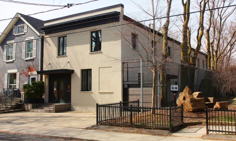 70 Mcgee St, Toronto, ON for sale Primary Photo- Image 1 of 1