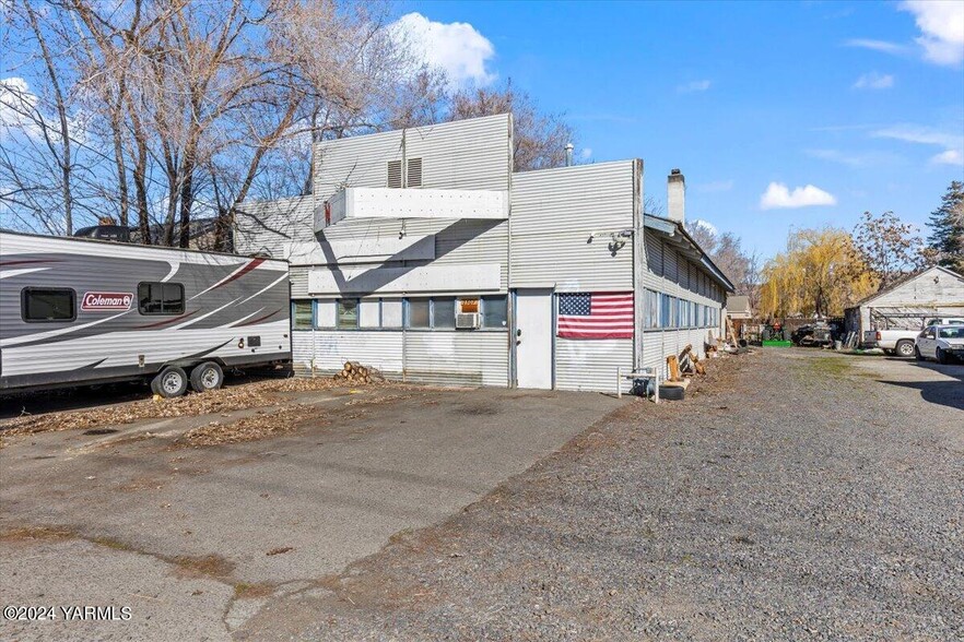 2507 Englewood Ave, Yakima, WA for sale - Building Photo - Image 1 of 7