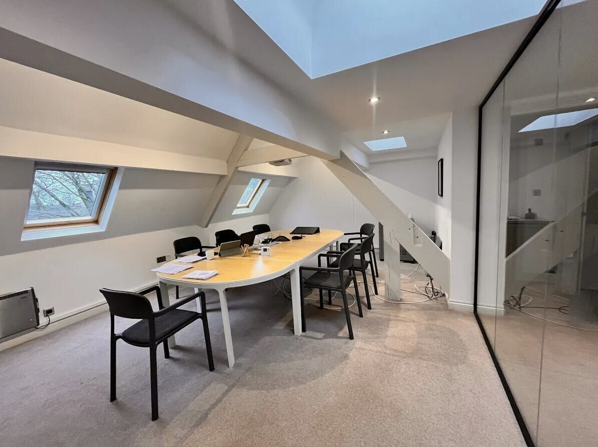 20 Victoria Ave, Harrogate for lease Interior Photo- Image 1 of 6