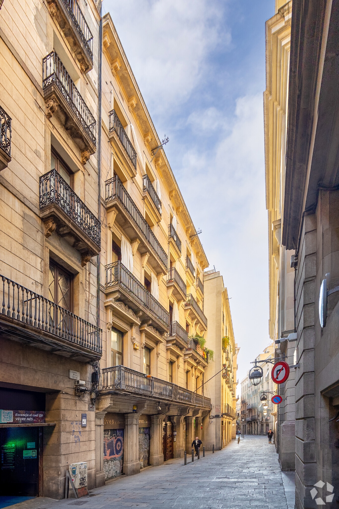 Office in Barcelona, Barcelona for lease Primary Photo- Image 1 of 4