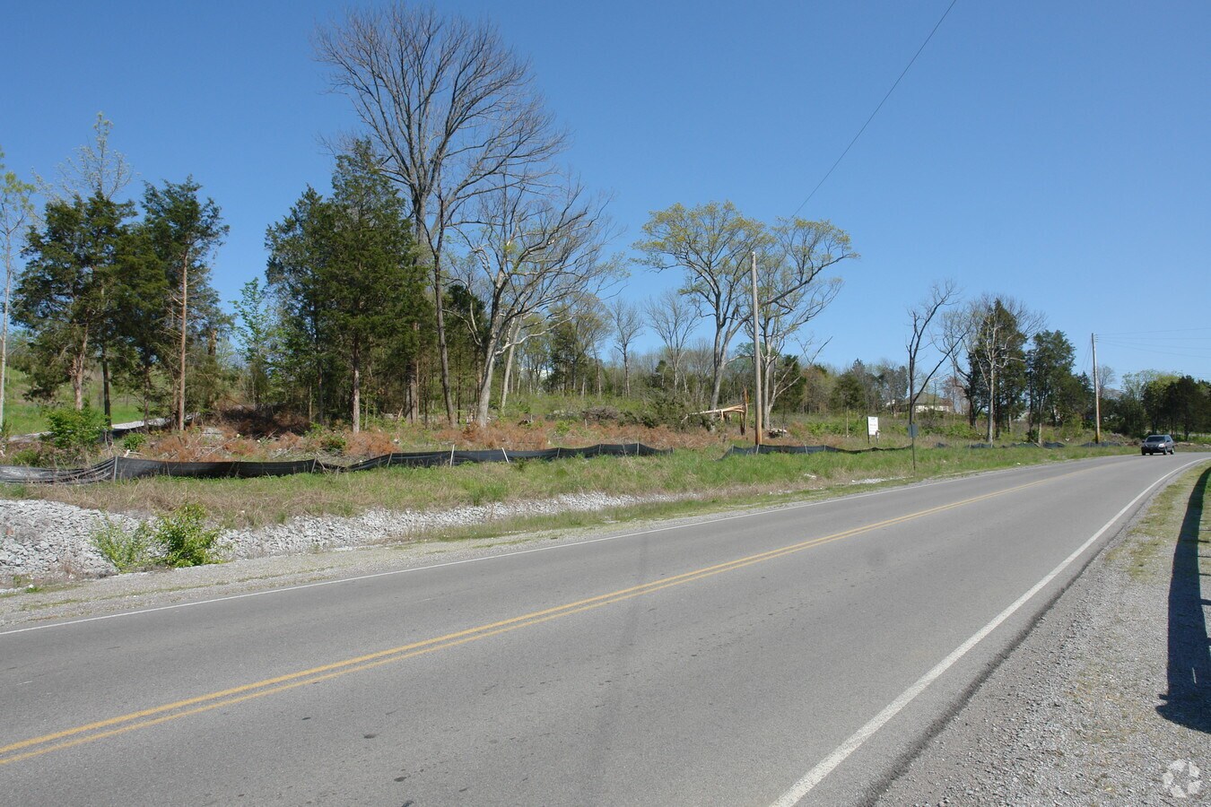 393 Mason Rd, La Vergne, TN 37086