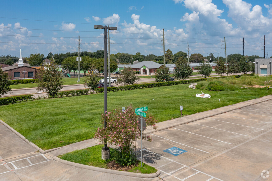 5222-5226 Reading Way, Rosenberg, TX for lease - Building Photo - Image 3 of 19