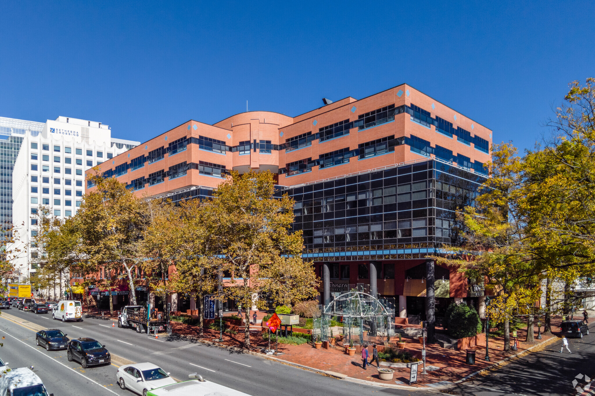 7201 Wisconsin Ave, Bethesda, MD for lease Building Photo- Image 1 of 12