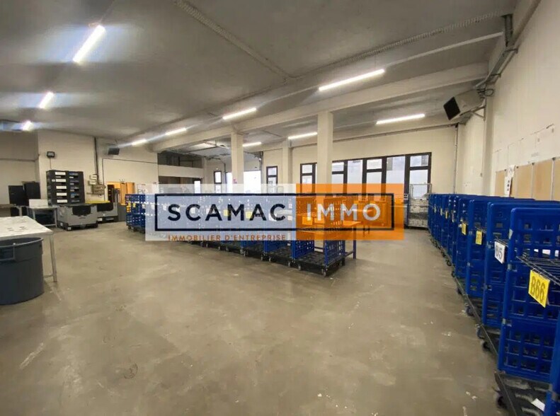 in Arcueil for sale - Primary Photo - Image 1 of 1