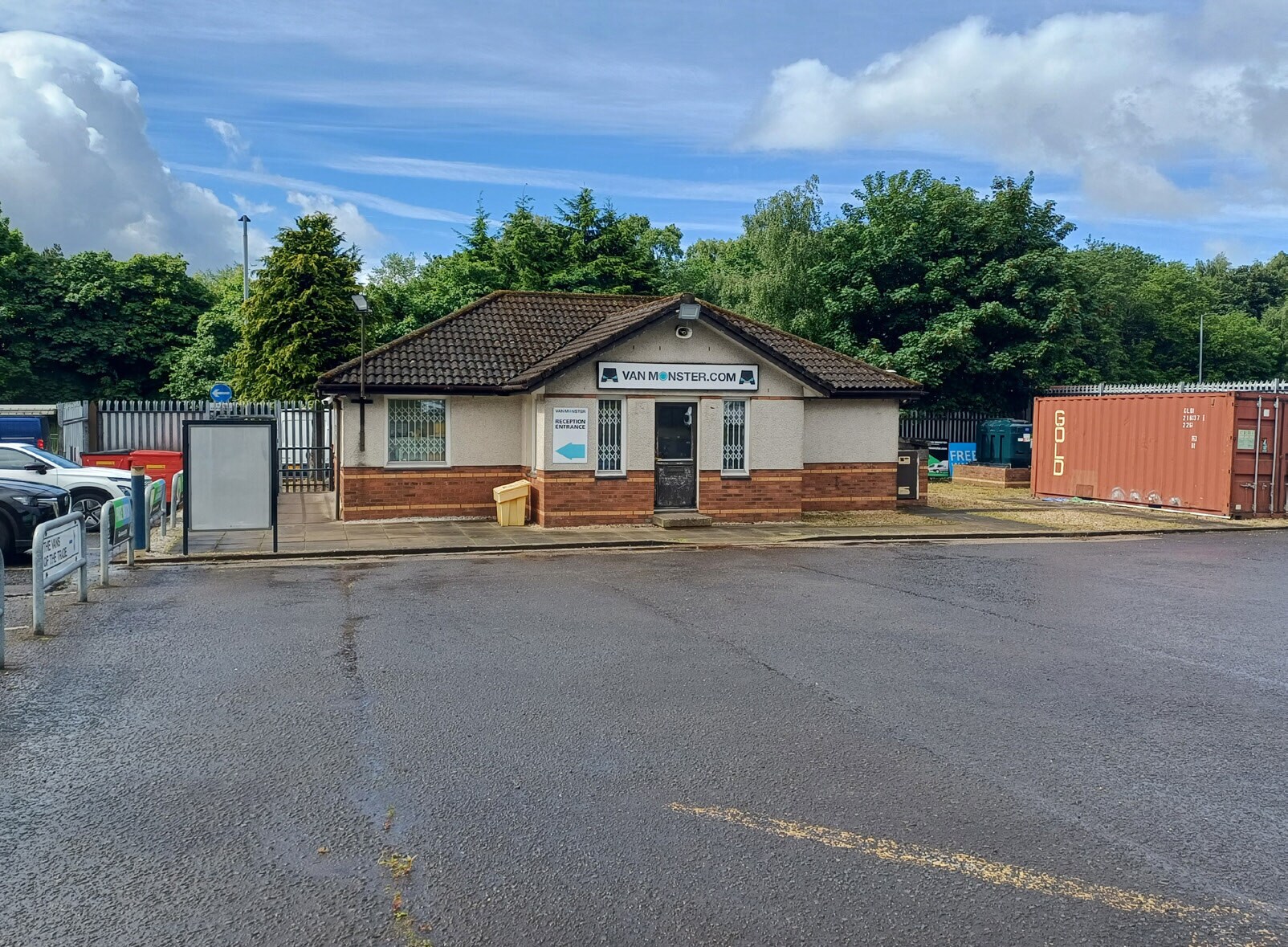 2229 London Rd, Glasgow for lease Building Photo- Image 1 of 6