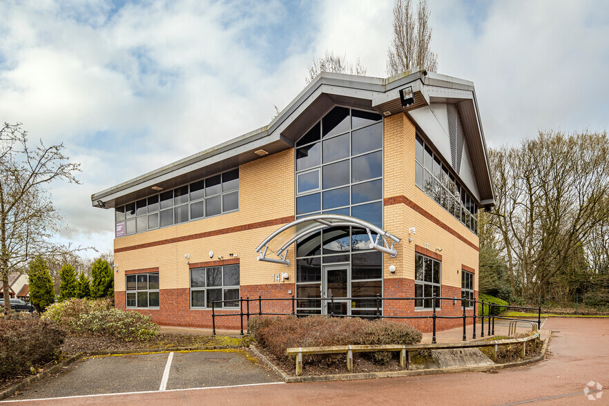 Evenwood Clos, Runcorn for lease - Primary Photo - Image 1 of 5