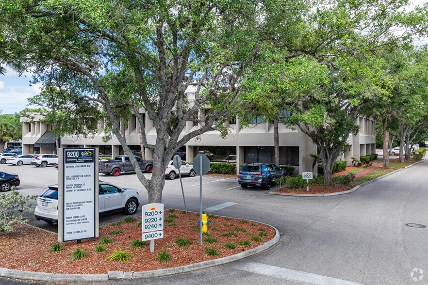 9200 Bonita Beach Rd, Bonita Springs, FL for lease - Primary Photo - Image 1 of 50