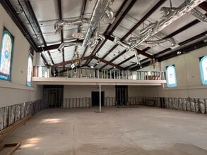 688 Donald Lee Hollowell Pkwy NW, Atlanta, GA for lease Interior Photo- Image 2 of 4