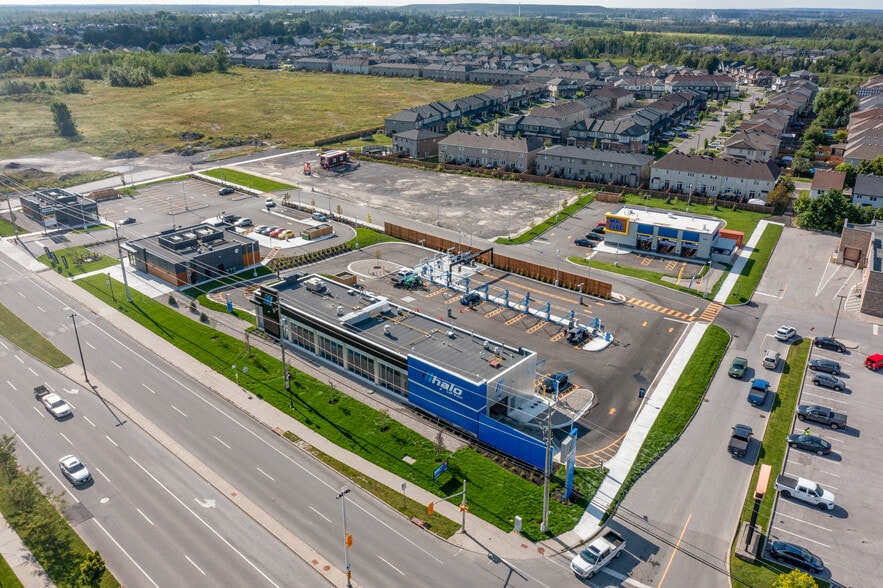 6111 Hazeldean Rd, Ottawa, ON for lease - Building Photo - Image 2 of 2