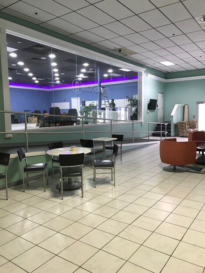 4465 W Gandy Blvd, Tampa, FL 33611