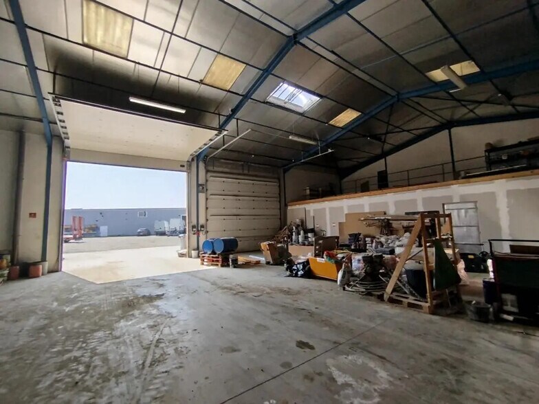 Office in Gagnac-sur-Garonne for lease - Building Photo - Image 2 of 7