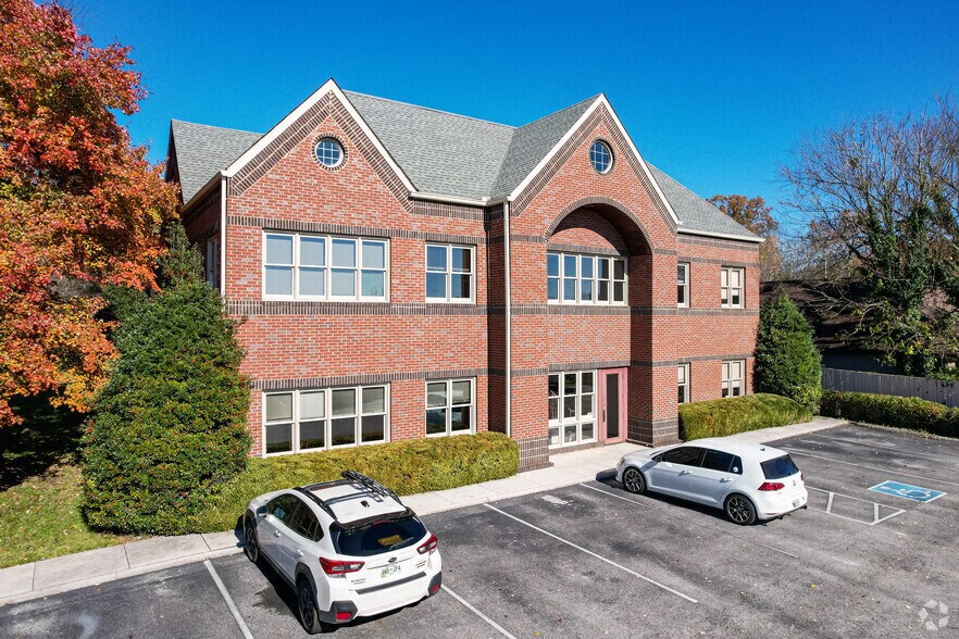 4110 Sutherland Ave, Knoxville, TN 37919