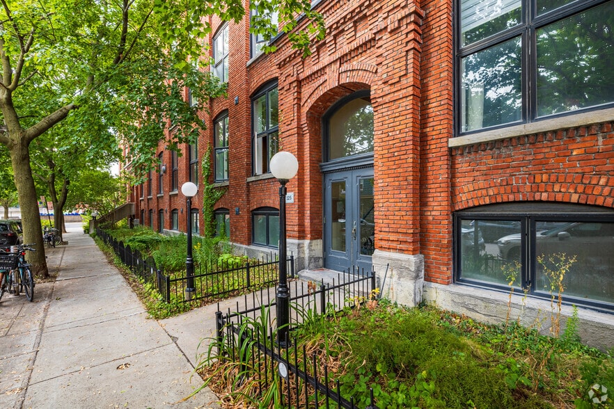 121 Rue Elmire, Montréal, QC for sale - Building Photo - Image 3 of 3