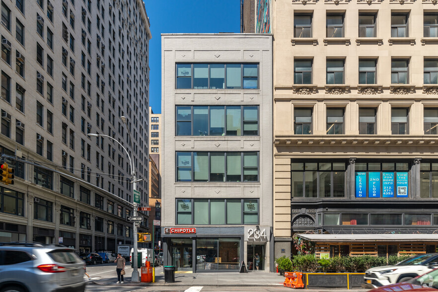 234 Fifth Ave, New York, NY for lease - Building Photo - Image 2 of 22