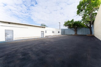 831-869 E Sandhill Ave, Carson, CA for lease Interior Photo- Image 2 of 17