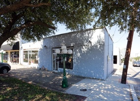 1102 Main St, Commerce TX - Pub