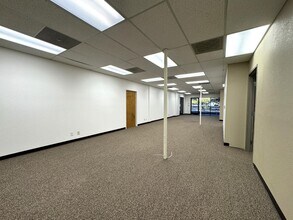 1890 Park Marina Dr, Redding, CA for lease Interior Photo- Image 2 of 16