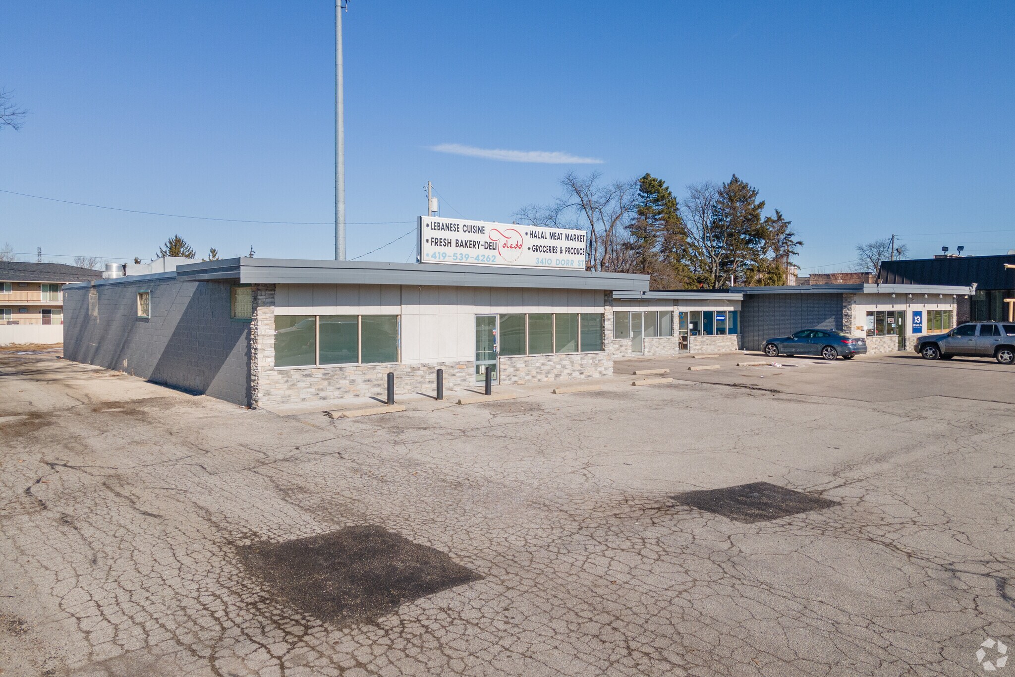 3402-3410 Dorr St, Toledo, OH for sale Primary Photo- Image 1 of 1