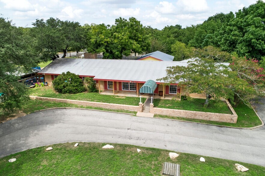 8830 Cainwood Ln, Austin, TX for sale - Primary Photo - Image 1 of 1