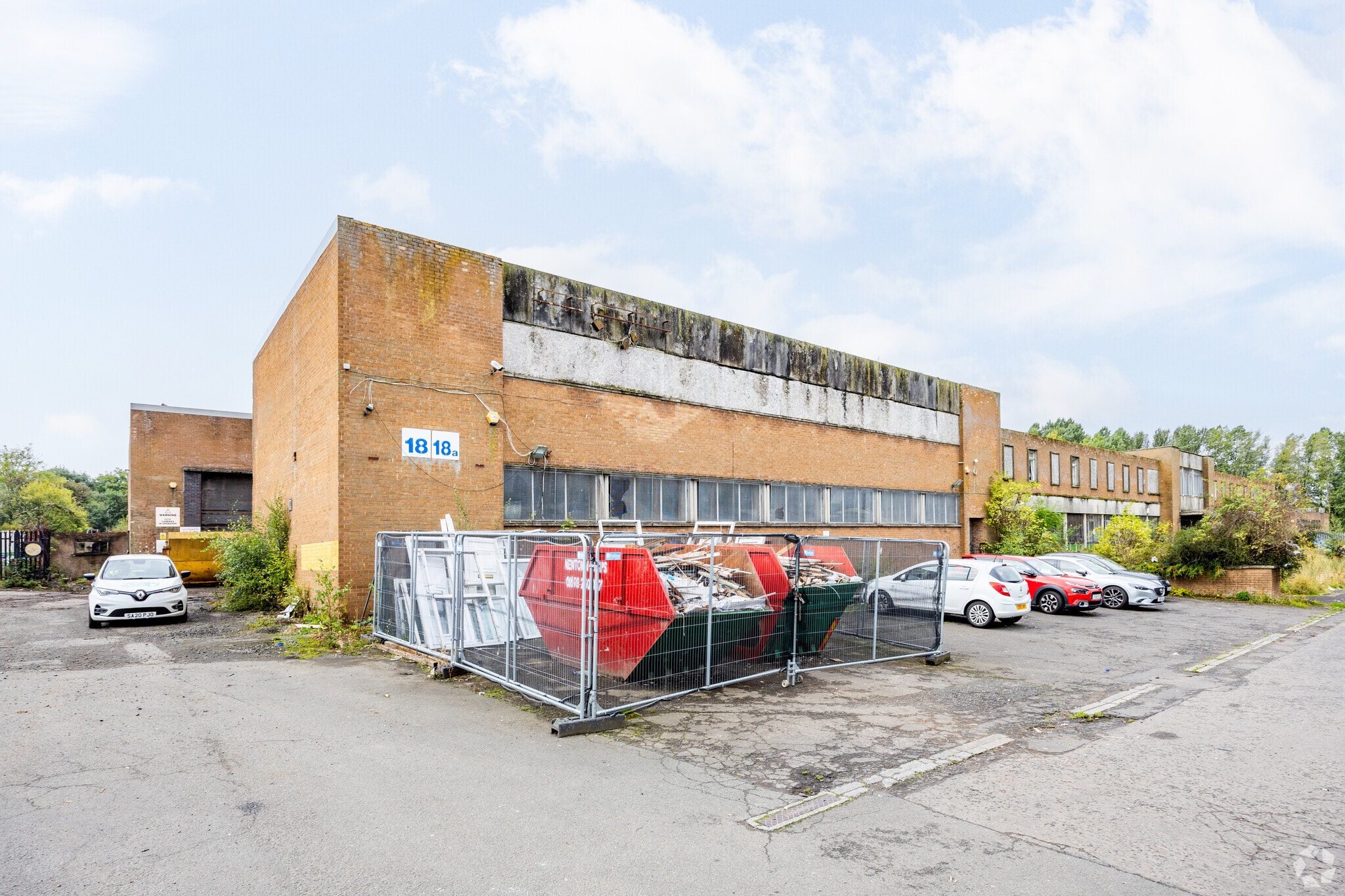 18 South Ave, Blantyre for lease Primary Photo- Image 1 of 3