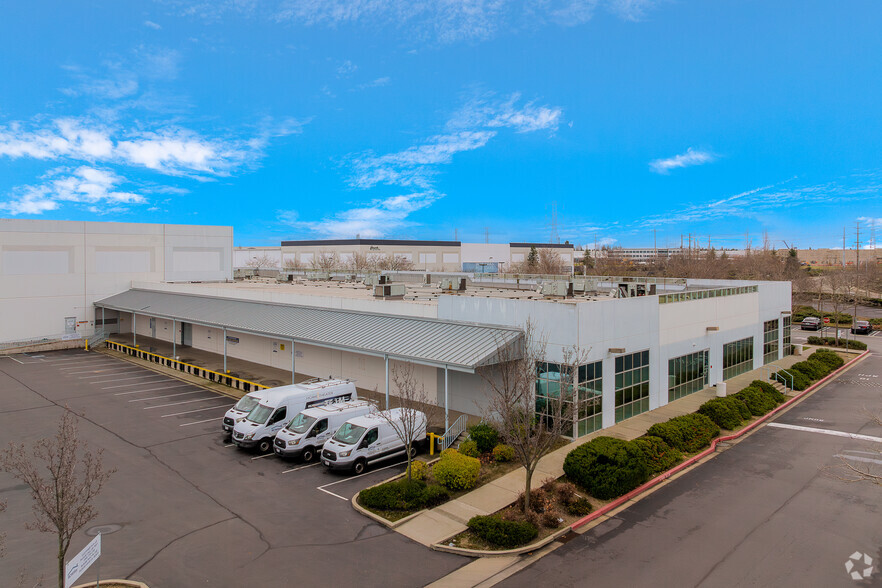 10000 Alantown Dr, Roseville, CA for lease - Building Photo - Image 3 of 12