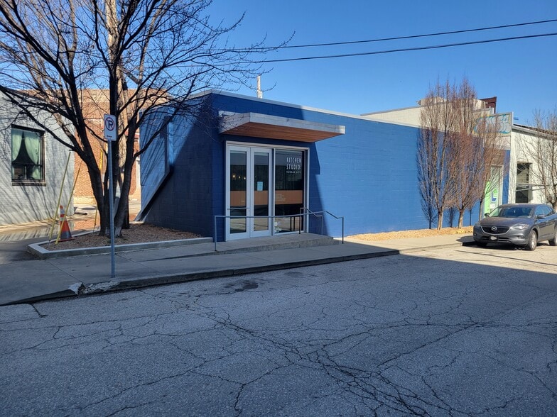 520 Avenida Cesar E Chavez, Kansas City, MO for sale - Building Photo - Image 1 of 4