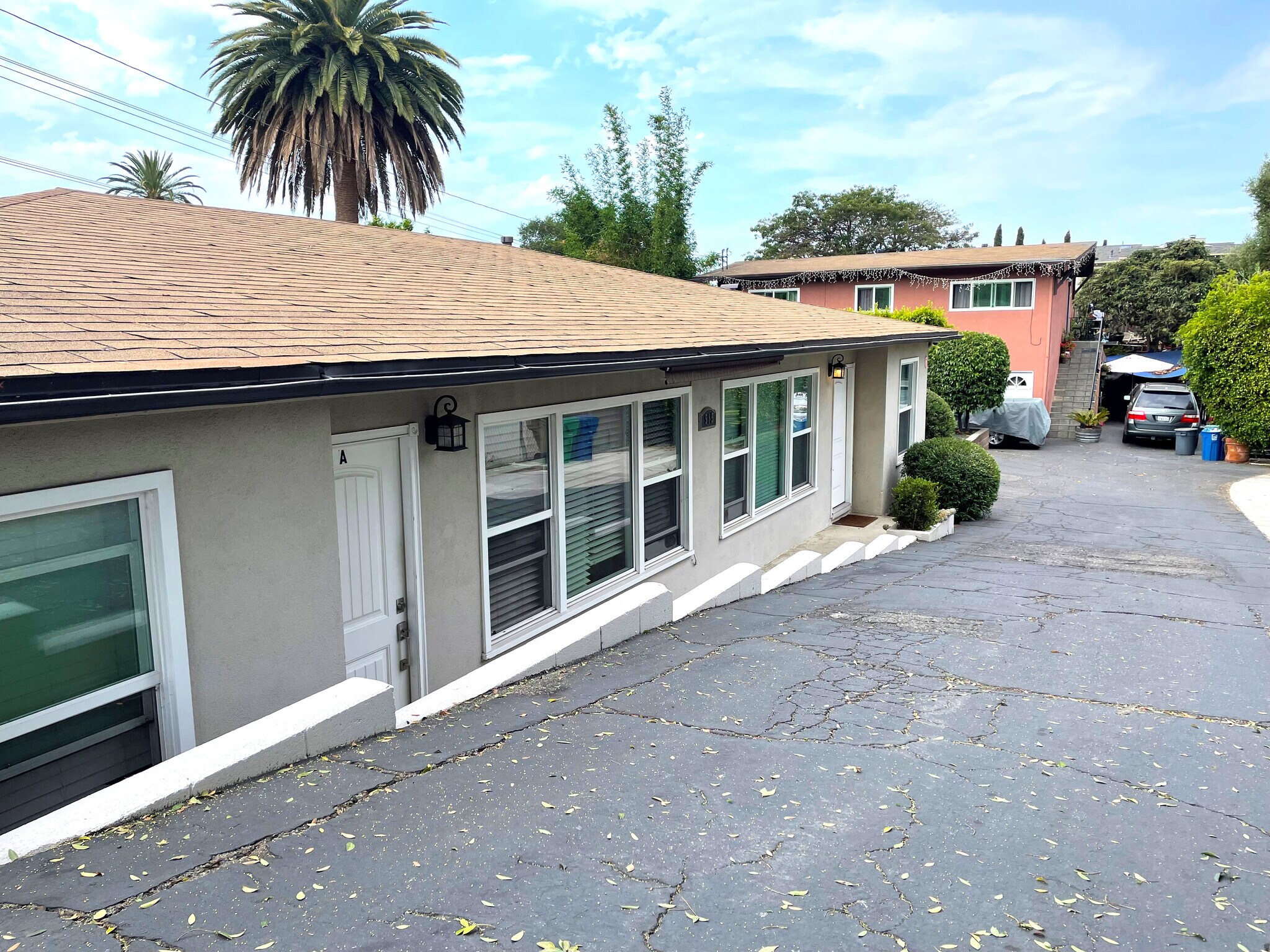 Jerz26 E Haley St In Santa Barbara 55 - v68ou3c