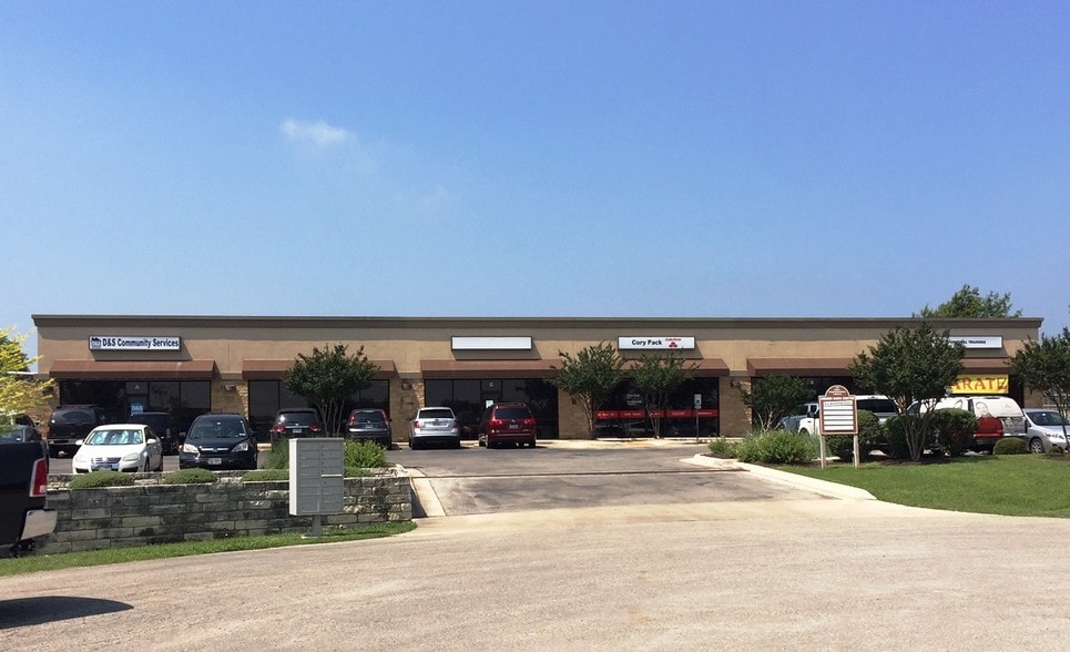 121 Hall Professional Cir, Kyle, TX for sale - Other - Image 1 of 1