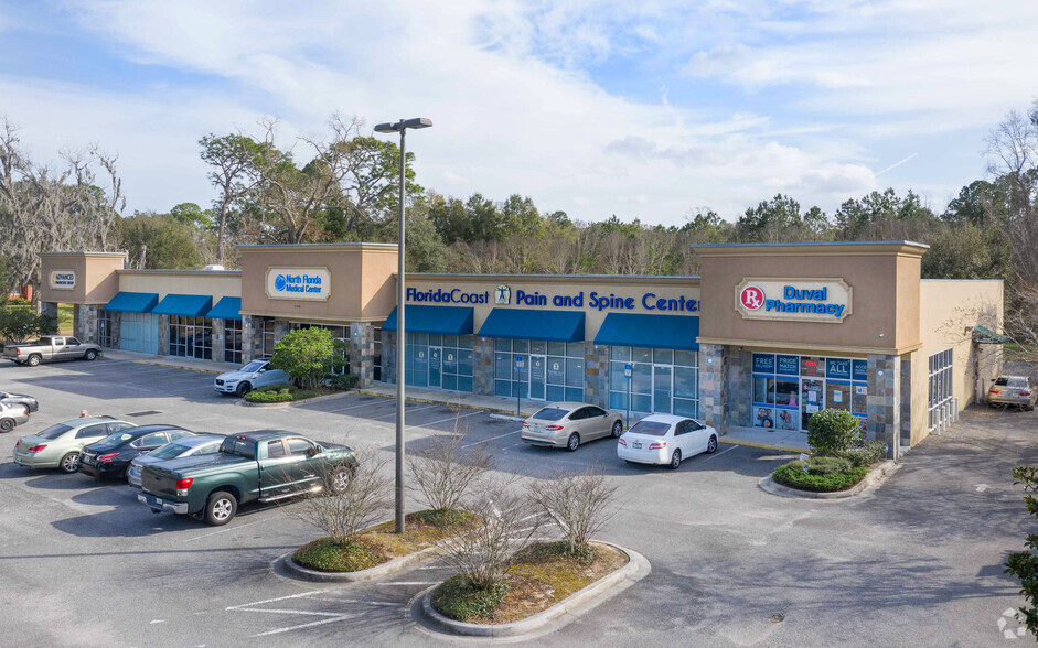 2386 Dunn Ave, Jacksonville, FL for lease - Primary Photo - Image 1 of 3