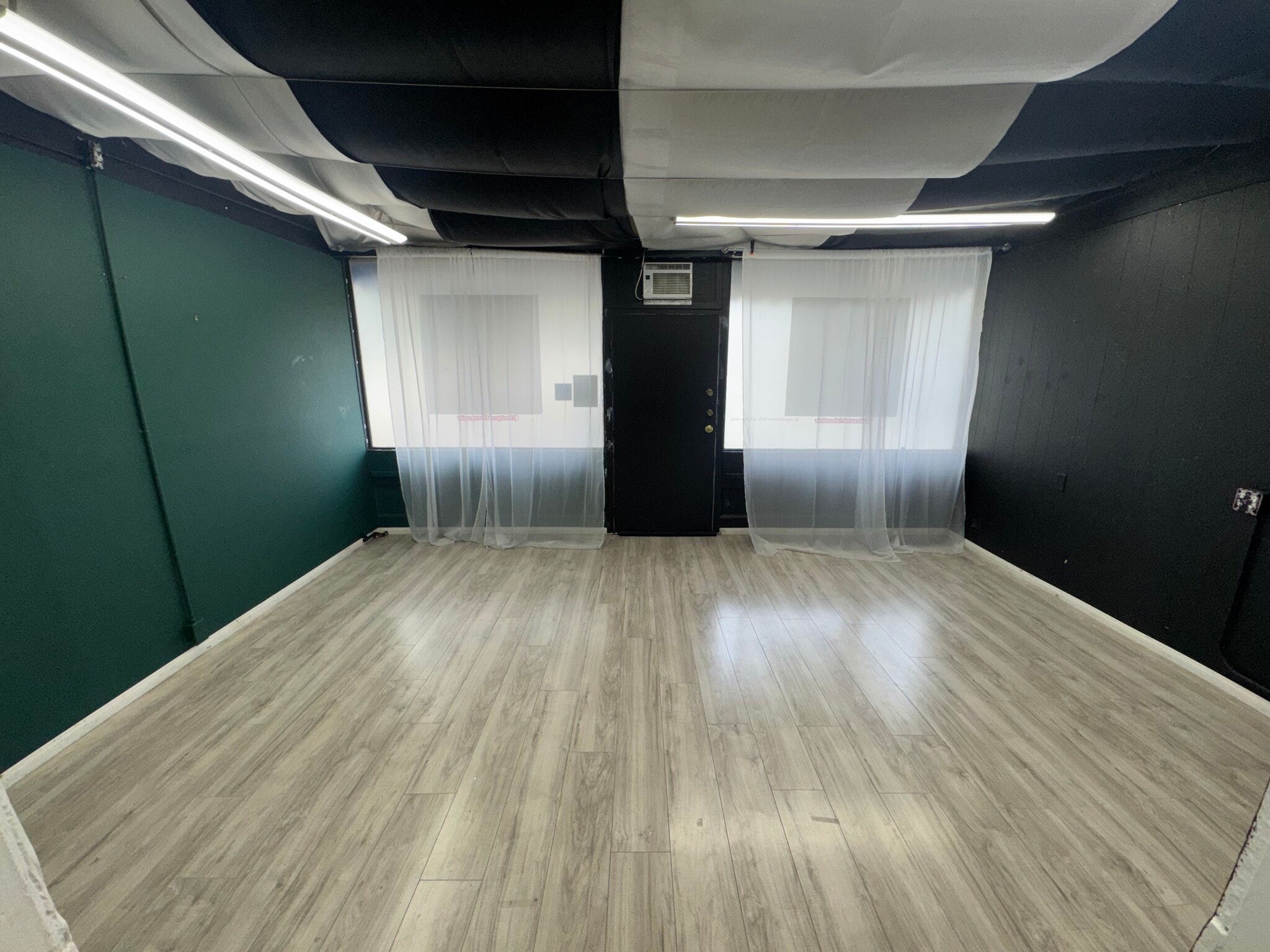 12116-12128 California St, Yucaipa, CA for lease Interior Photo- Image 1 of 5