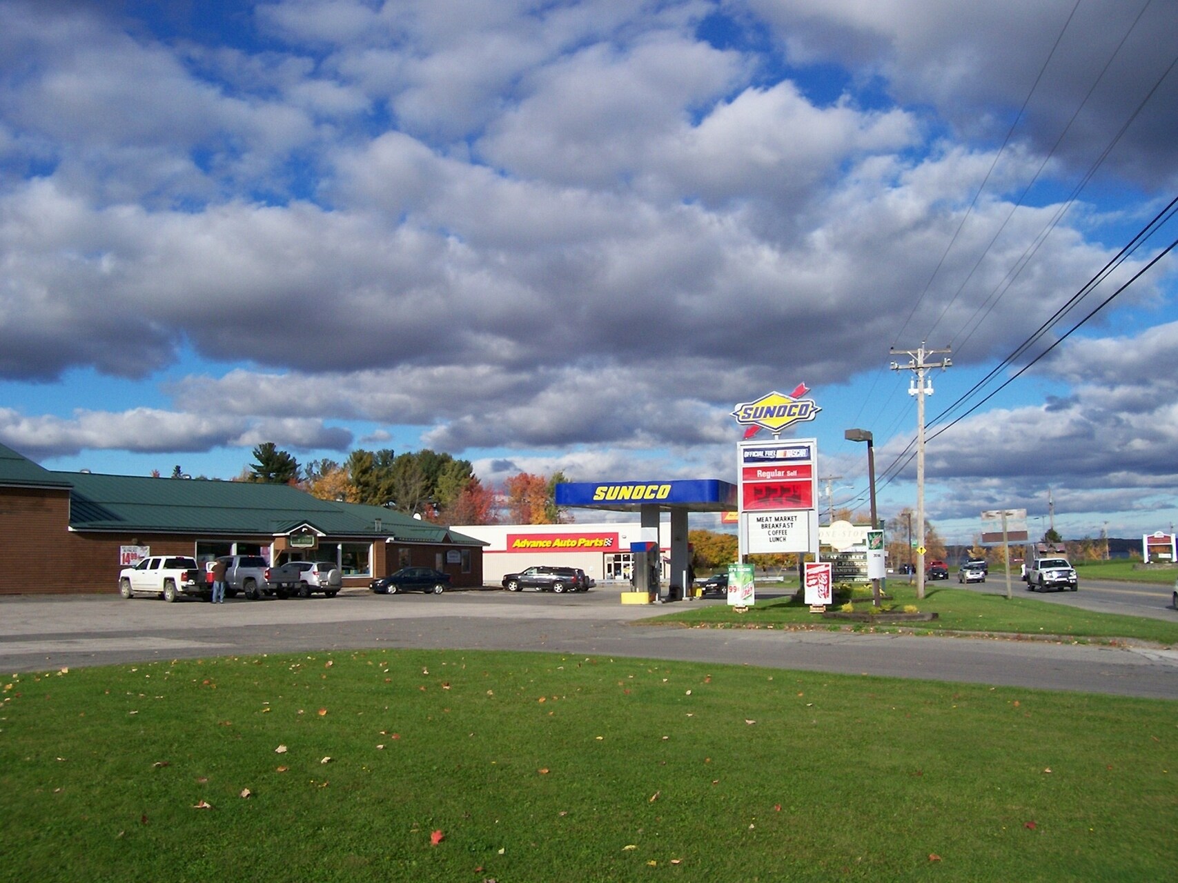 80 Moosehead Trl, Newport, ME for sale Primary Photo- Image 1 of 1