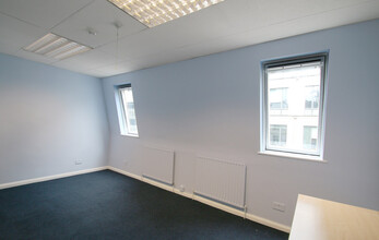 89 Fleet St, London for lease Interior Photo- Image 1 of 5