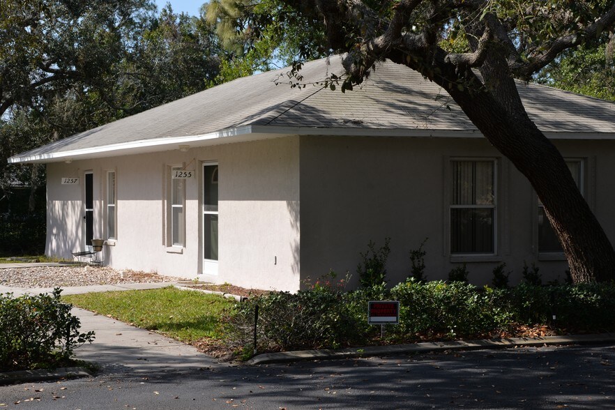 1251 Sylvia Ave, Spring Hill, FL for sale - Primary Photo - Image 1 of 1