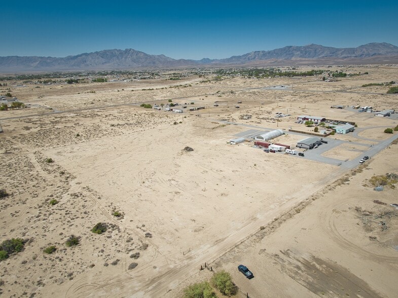 Ag Grow Property & 5 Undeveloped Acres portfolio of 2 properties for sale on LoopNet.com - Building Photo - Image 2 of 31