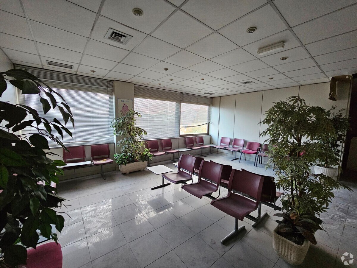 Collado Villalba, MAD 28400 - Unit Puerta 02, Esc. 2 -  - Interior Photo - Image 1 of 5